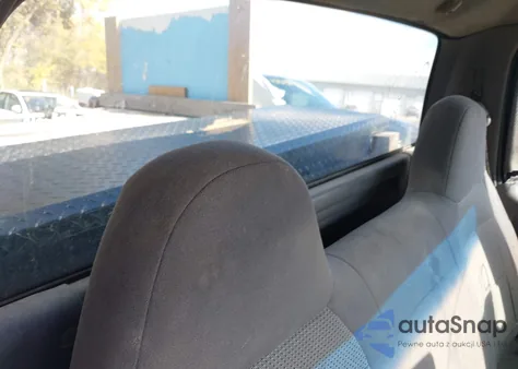 2002 Ford F-150 Xl/Xlt z USA, uszkodzony, nr VIN 1FTRF17292NC06183